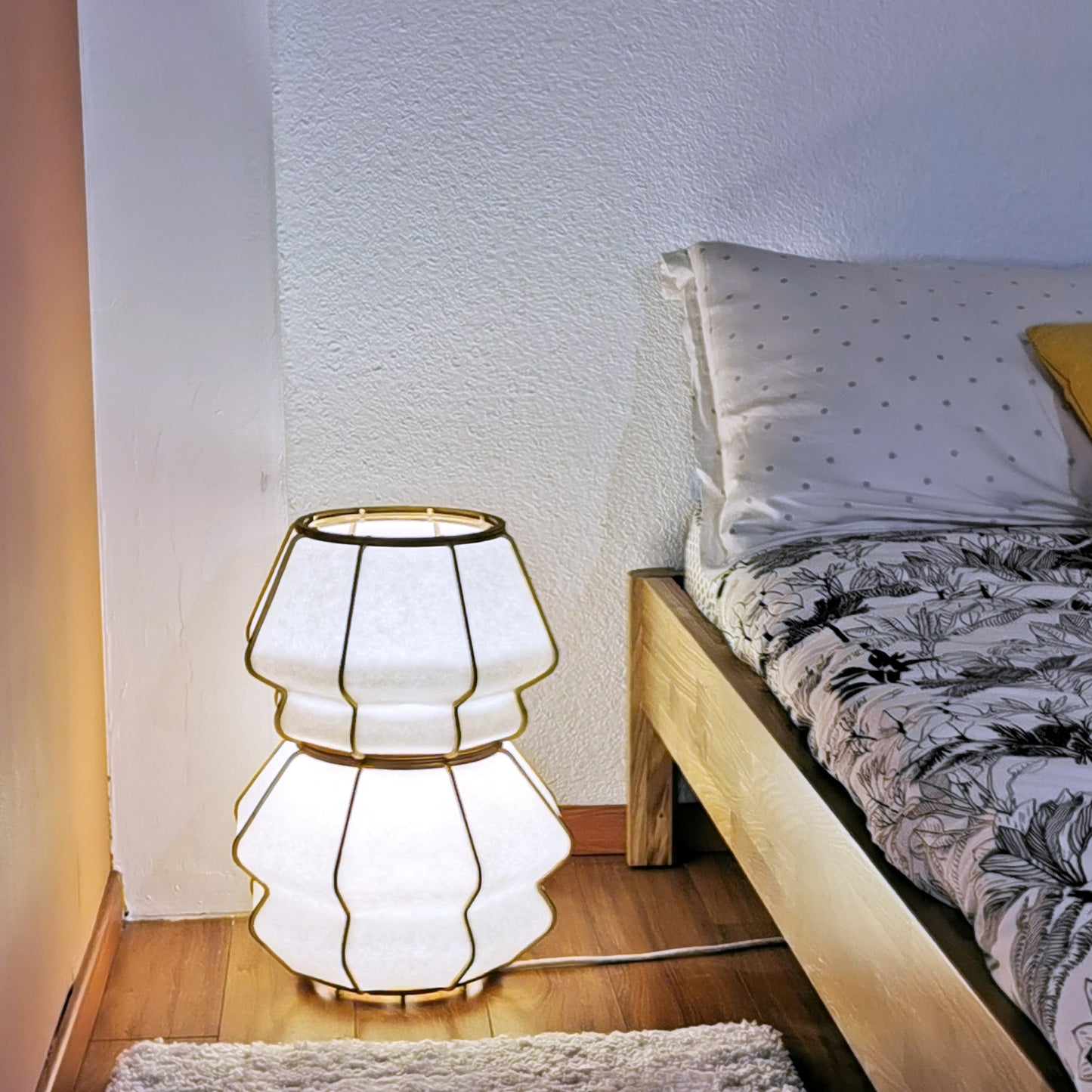 Lampe à poser en bois et papier japonais - modèle SAITO et NIKKŌ