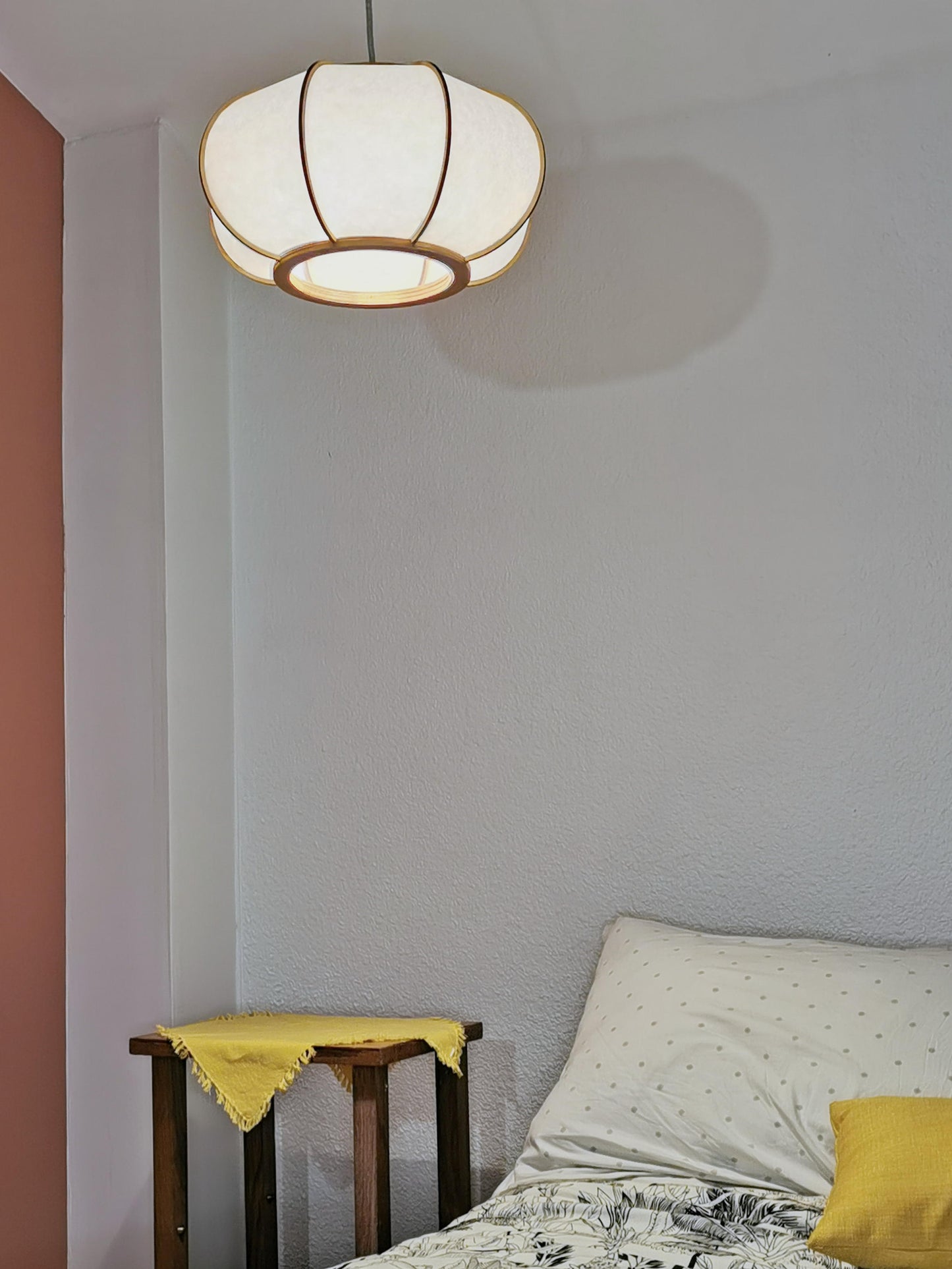 Lampe en suspension en bois et papier japonais - modèle NARA