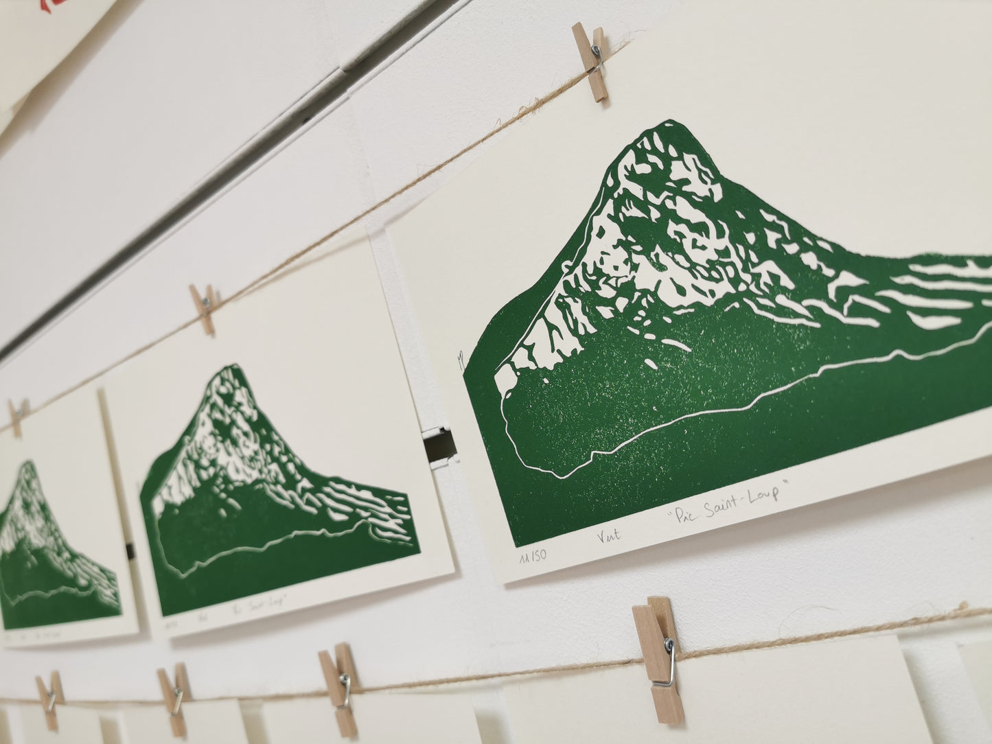 Linogravure - "Le Pic Saint-Loup"