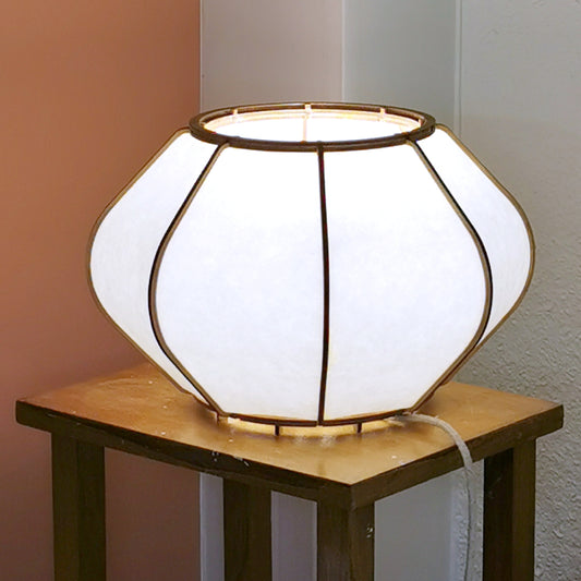 Lampe à poser en bois et papier japonais - modèle ŌZU