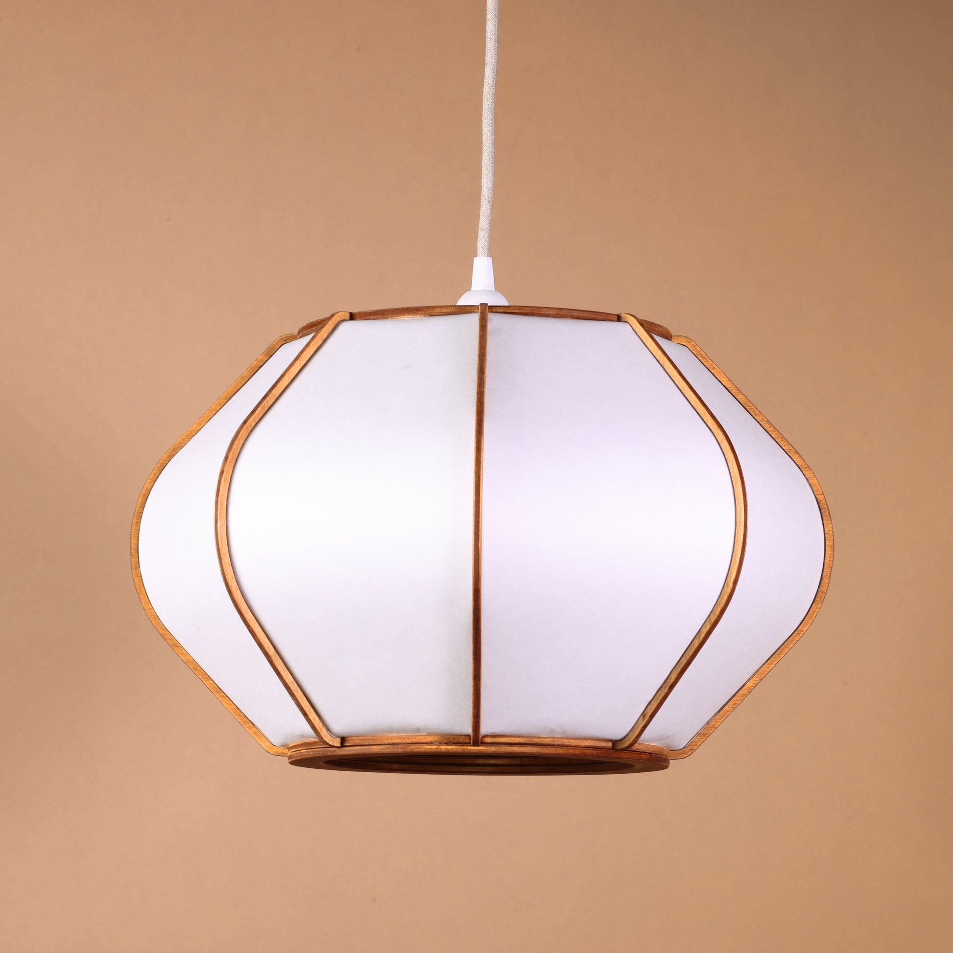 Design lamp in wood and Japanese paper, handmade, made in France. Maguelone Poulain.